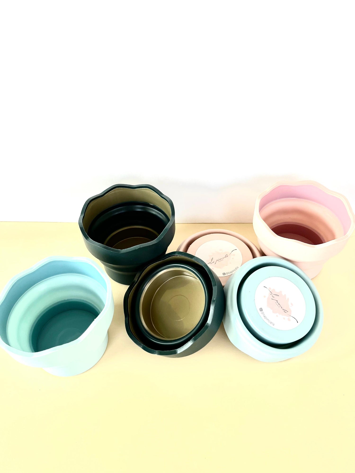 Vasos plegables para agua