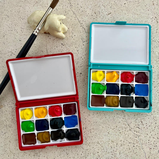 Paleta de Acuarelas Profesionales Holbein – 12 colores